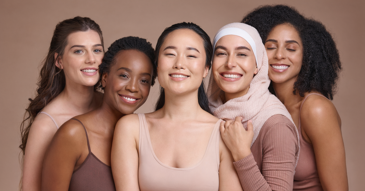 sensitint-beautiful-diverse-women-with-glowing-skin